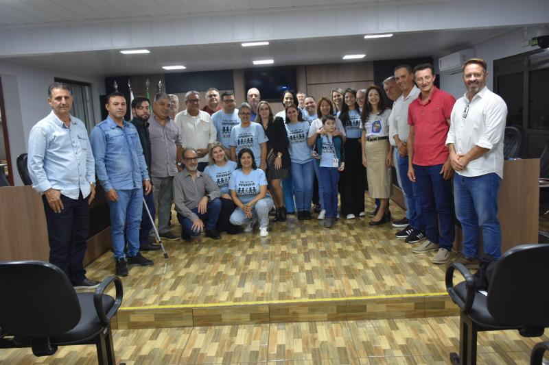 Mais qualidade de vida para pessoas com autismo é debatida na sessão da Câmara de vereadores